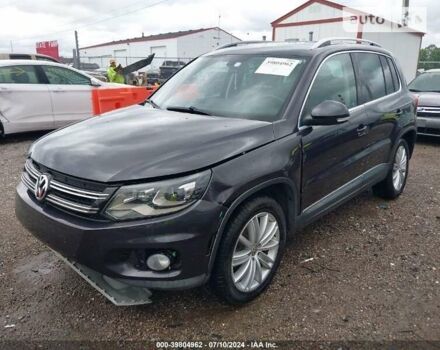 Серый Фольксваген Тигуан, объемом двигателя 2 л и пробегом 144 тыс. км за 3000 $, фото 3 на Automoto.ua