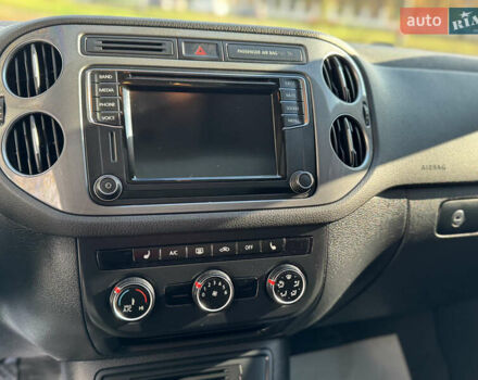 Серый Фольксваген Тигуан, объемом двигателя 1.98 л и пробегом 115 тыс. км за 12999 $, фото 25 на Automoto.ua