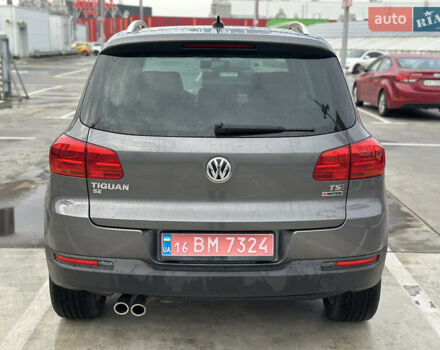 Серый Фольксваген Тигуан, объемом двигателя 1.98 л и пробегом 105 тыс. км за 15400 $, фото 5 на Automoto.ua