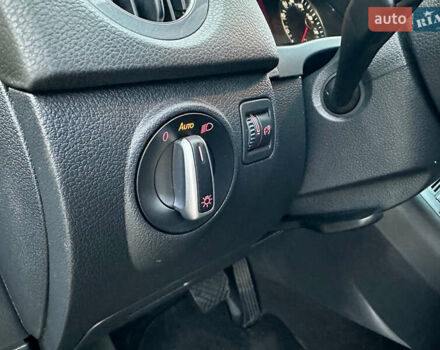 Сірий Фольксваген Тігуан, об'ємом двигуна 2 л та пробігом 150 тис. км за 12300 $, фото 17 на Automoto.ua