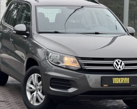 Серый Фольксваген Тигуан, объемом двигателя 2 л и пробегом 169 тыс. км за 12300 $, фото 4 на Automoto.ua