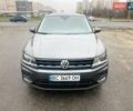 Серый Фольксваген Тигуан, объемом двигателя 1.98 л и пробегом 170 тыс. км за 18999 $, фото 1 на Automoto.ua