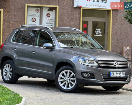 Серый Фольксваген Тигуан, объемом двигателя 1.97 л и пробегом 124 тыс. км за 17200 $, фото 4 на Automoto.ua