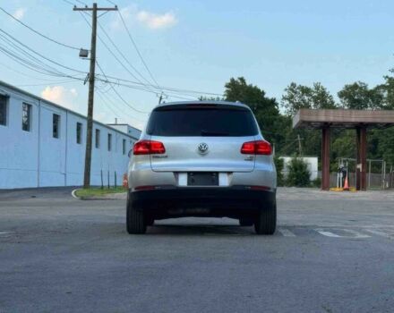 Серый Фольксваген Тигуан, объемом двигателя 2 л и пробегом 74 тыс. км за 7000 $, фото 5 на Automoto.ua