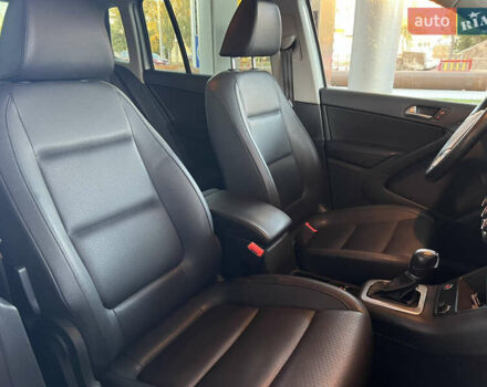 Сірий Фольксваген Тігуан, об'ємом двигуна 1.98 л та пробігом 128 тис. км за 14699 $, фото 7 на Automoto.ua