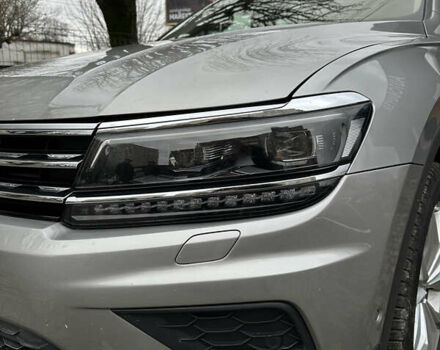 Сірий Фольксваген Тігуан, об'ємом двигуна 1.97 л та пробігом 149 тис. км за 23000 $, фото 17 на Automoto.ua