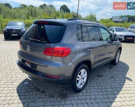 Серый Фольксваген Тигуан, объемом двигателя 1.98 л и пробегом 99 тыс. км за 12300 $, фото 5 на Automoto.ua