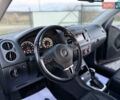 Серый Фольксваген Тигуан, объемом двигателя 2 л и пробегом 135 тыс. км за 11950 $, фото 50 на Automoto.ua