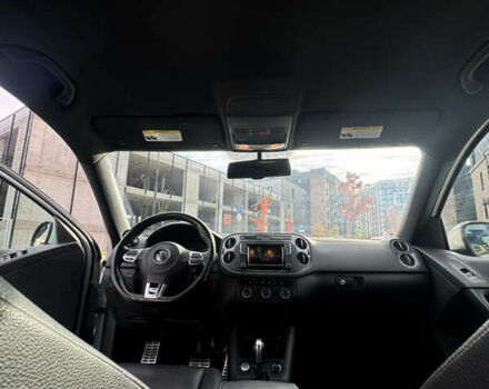 Сірий Фольксваген Тігуан, об'ємом двигуна 2 л та пробігом 175 тис. км за 12750 $, фото 55 на Automoto.ua