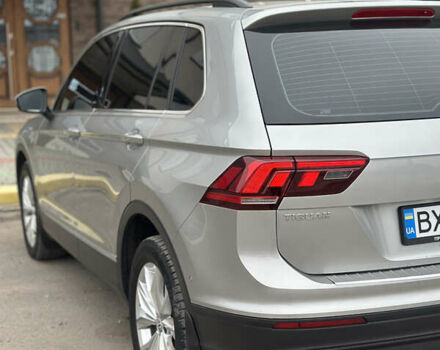 Серый Фольксваген Тигуан, объемом двигателя 1.98 л и пробегом 115 тыс. км за 23300 $, фото 16 на Automoto.ua