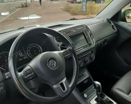 Сірий Фольксваген Тігуан, об'ємом двигуна 2 л та пробігом 206 тис. км за 12600 $, фото 8 на Automoto.ua