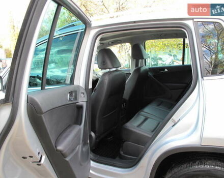 Серый Фольксваген Тигуан, объемом двигателя 2 л и пробегом 186 тыс. км за 14900 $, фото 44 на Automoto.ua