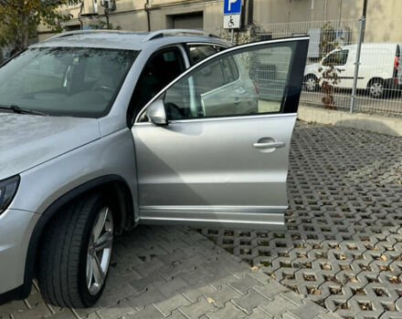 Сірий Фольксваген Тігуан, об'ємом двигуна 2 л та пробігом 175 тис. км за 12750 $, фото 10 на Automoto.ua