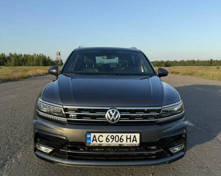 Серый Фольксваген Тигуан, объемом двигателя 1.98 л и пробегом 232 тыс. км за 26500 $, фото 1 на Automoto.ua