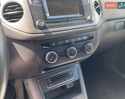 Серый Фольксваген Тигуан, объемом двигателя 1.98 л и пробегом 99 тыс. км за 12300 $, фото 14 на Automoto.ua