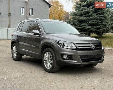 Сірий Фольксваген Тігуан, об'ємом двигуна 1.99 л та пробігом 51 тис. км за 17500 $, фото 6 на Automoto.ua