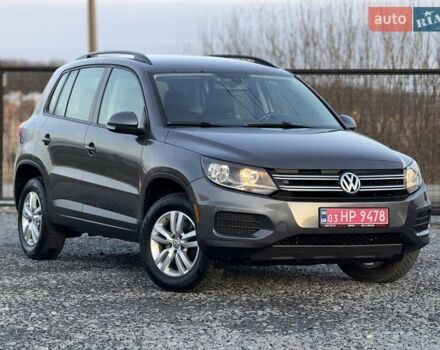 Серый Фольксваген Тигуан, объемом двигателя 2 л и пробегом 135 тыс. км за 11950 $, фото 2 на Automoto.ua