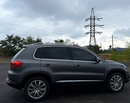 Серый Фольксваген Тигуан, объемом двигателя 2 л и пробегом 188 тыс. км за 13500 $, фото 1 на Automoto.ua