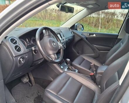 Сірий Фольксваген Тігуан, об'ємом двигуна 2 л та пробігом 190 тис. км за 11650 $, фото 15 на Automoto.ua