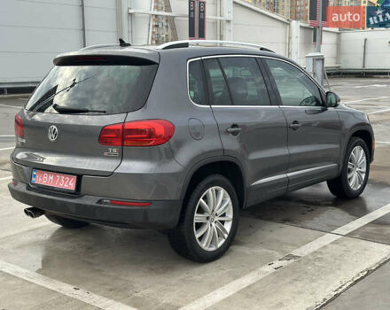 Серый Фольксваген Тигуан, объемом двигателя 1.98 л и пробегом 105 тыс. км за 15400 $, фото 4 на Automoto.ua