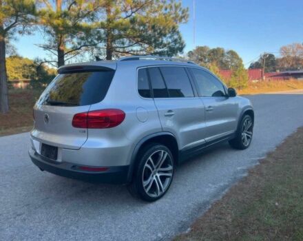 Серый Фольксваген Тигуан, объемом двигателя 2 л и пробегом 78 тыс. км за 4600 $, фото 6 на Automoto.ua