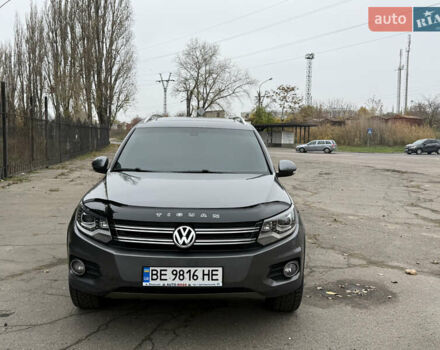 Серый Фольксваген Тигуан, объемом двигателя 2 л и пробегом 163 тыс. км за 15700 $, фото 27 на Automoto.ua