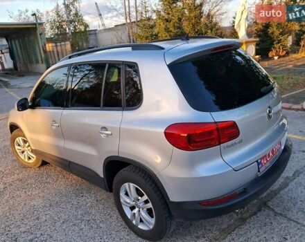 Сірий Фольксваген Тігуан, об'ємом двигуна 2 л та пробігом 190 тис. км за 11650 $, фото 40 на Automoto.ua
