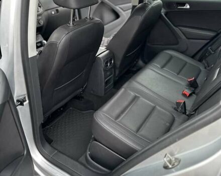 Сірий Фольксваген Тігуан, об'ємом двигуна 1.98 л та пробігом 171 тис. км за 15999 $, фото 11 на Automoto.ua