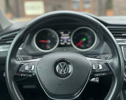 Серый Фольксваген Тигуан, объемом двигателя 1.98 л и пробегом 115 тыс. км за 23300 $, фото 48 на Automoto.ua