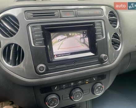 Серый Фольксваген Тигуан, объемом двигателя 2 л и пробегом 95 тыс. км за 14976 $, фото 15 на Automoto.ua