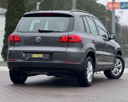 Серый Фольксваген Тигуан, объемом двигателя 2 л и пробегом 169 тыс. км за 12300 $, фото 15 на Automoto.ua