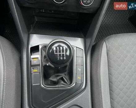 Серый Фольксваген Тигуан, объемом двигателя 1.98 л и пробегом 170 тыс. км за 18999 $, фото 26 на Automoto.ua