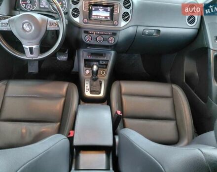 Серый Фольксваген Тигуан, объемом двигателя 1.98 л и пробегом 143 тыс. км за 12950 $, фото 22 на Automoto.ua