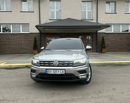 Серый Фольксваген Тигуан, объемом двигателя 1.98 л и пробегом 115 тыс. км за 23300 $, фото 3 на Automoto.ua