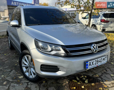 Серый Фольксваген Тигуан, объемом двигателя 1.98 л и пробегом 115 тыс. км за 12999 $, фото 2 на Automoto.ua