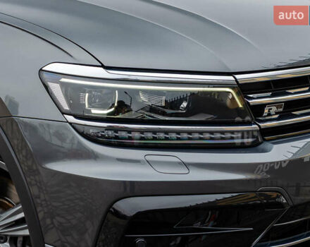 Серый Фольксваген Тигуан, объемом двигателя 1.98 л и пробегом 124 тыс. км за 25700 $, фото 12 на Automoto.ua