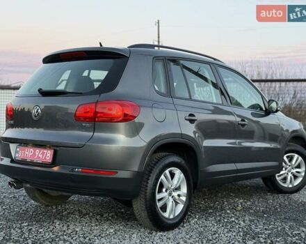 Серый Фольксваген Тигуан, объемом двигателя 2 л и пробегом 135 тыс. км за 11950 $, фото 43 на Automoto.ua
