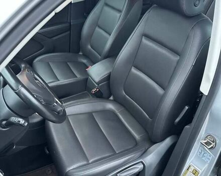 Сірий Фольксваген Тігуан, об'ємом двигуна 1.98 л та пробігом 117 тис. км за 13500 $, фото 24 на Automoto.ua