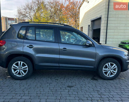 Серый Фольксваген Тигуан, объемом двигателя 2 л и пробегом 193 тыс. км за 13700 $, фото 7 на Automoto.ua