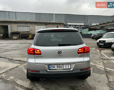 Серый Фольксваген Тигуан, объемом двигателя 1.98 л и пробегом 117 тыс. км за 14500 $, фото 2 на Automoto.ua