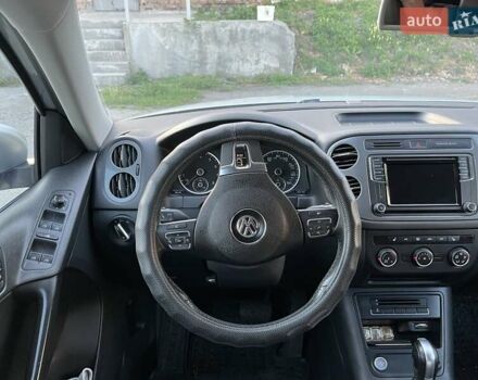 Сірий Фольксваген Тігуан, об'ємом двигуна 1.98 л та пробігом 145 тис. км за 12950 $, фото 17 на Automoto.ua