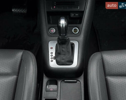 Серый Фольксваген Тигуан, объемом двигателя 2 л и пробегом 169 тыс. км за 12300 $, фото 26 на Automoto.ua