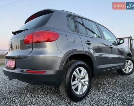 Серый Фольксваген Тигуан, объемом двигателя 2 л и пробегом 135 тыс. км за 11950 $, фото 44 на Automoto.ua