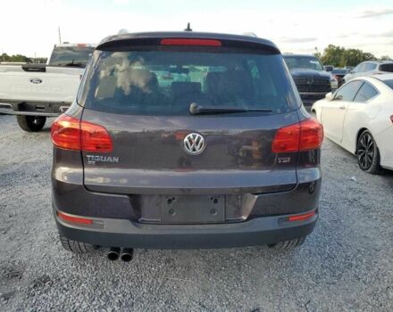 Сірий Фольксваген Тігуан, об'ємом двигуна 2 л та пробігом 147 тис. км за 2500 $, фото 5 на Automoto.ua