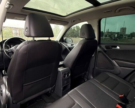 Серый Фольксваген Тигуан, объемом двигателя 2 л и пробегом 188 тыс. км за 13500 $, фото 8 на Automoto.ua