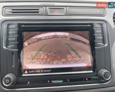 Серый Фольксваген Тигуан, объемом двигателя 1.98 л и пробегом 132 тыс. км за 12900 $, фото 70 на Automoto.ua