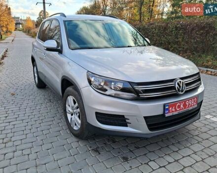 Сірий Фольксваген Тігуан, об'ємом двигуна 2 л та пробігом 190 тис. км за 11650 $, фото 28 на Automoto.ua