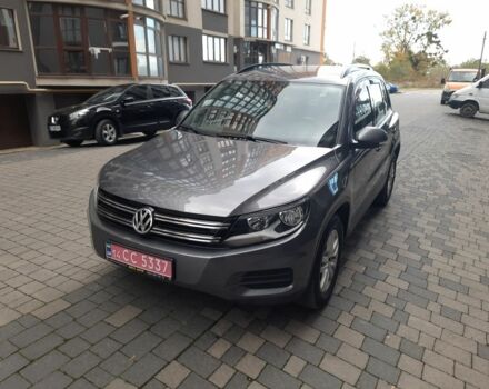 Сірий Фольксваген Тігуан, об'ємом двигуна 2 л та пробігом 193 тис. км за 12999 $, фото 6 на Automoto.ua