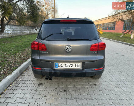 Сірий Фольксваген Тігуан, об'ємом двигуна 1.98 л та пробігом 68 тис. км за 13600 $, фото 5 на Automoto.ua