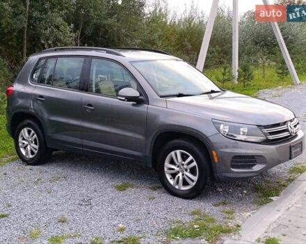 Сірий Фольксваген Тігуан, об'ємом двигуна 2 л та пробігом 205 тис. км за 12200 $, фото 3 на Automoto.ua